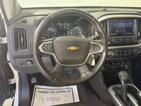 Used 2022 Chevrolet Colorado LT w/ Fleet Safety Package AWD/4WD image 11