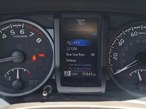 Certified 2023 Toyota Tacoma TRD Off-Road w/ TRD Premium Off Road Package AWD/4WD image 11