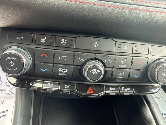 Used 2024 Dodge Durango GT AWD/4WD image 16