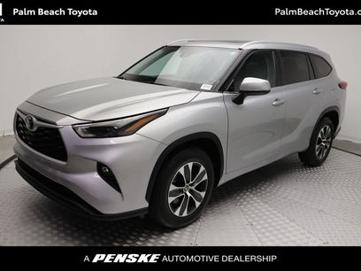 Used 2023 Toyota Highlander XLE