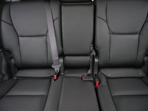 Certified 2025 Toyota 4Runner SR5 image 13