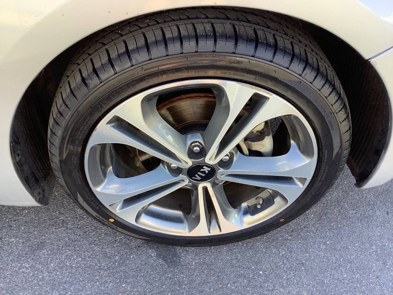 Used 2016 Kia Forte EX FWD image 24
