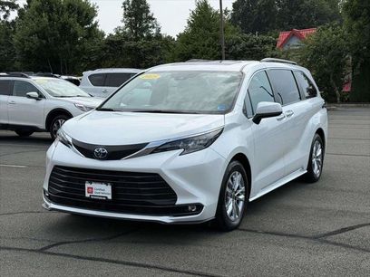 Certified 2025 Toyota Sienna XLE w/ XLE Plus Package