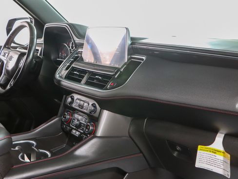Used 2021 Chevrolet Suburban RST w/ Luxury Package AWD/4WD image 30