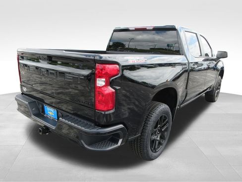 Certified 2024 Chevrolet Silverado 1500 Custom Trail Boss w/ LPO, Dark Essentials Package AWD/4WD image 5