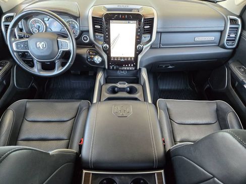 Used 2022 RAM 1500 Laramie AWD/4WD image 16