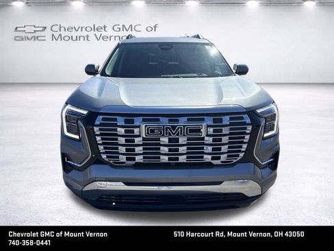 New 2026 GMC Terrain Denali w/ LPO, Black Badging Package image 8