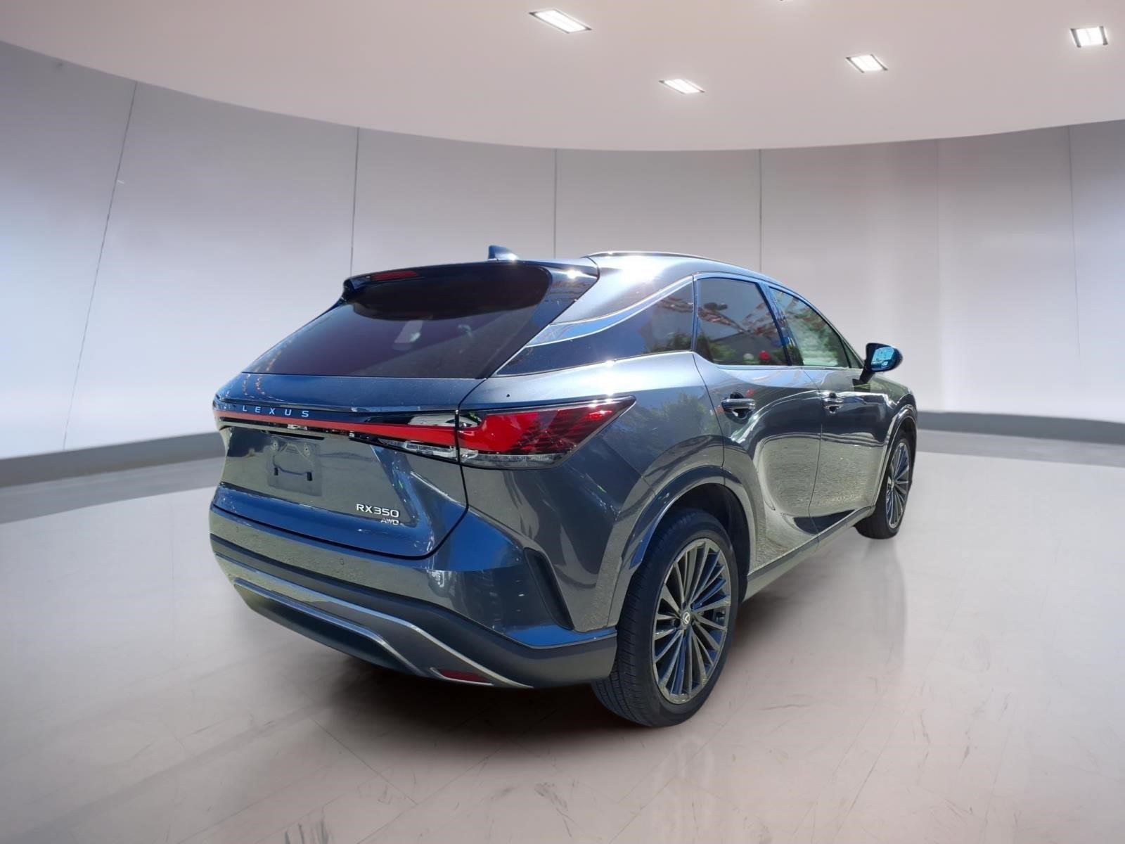 Used 2024 Lexus RX 350 Premium w/ Cold Area Package AWD/4WD image 4