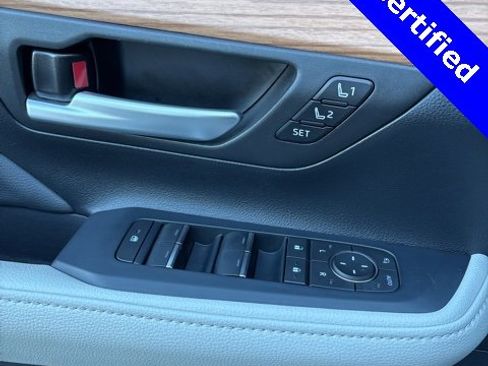 Used 2024 Toyota Grand Highlander Platinum image 11