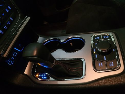 Used 2018 Jeep Grand Cherokee Trailhawk image 26