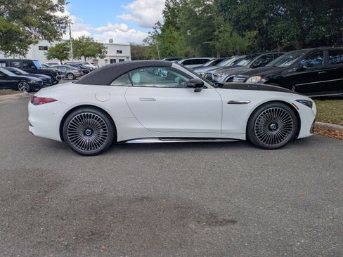 New 2026 Mercedes-Benz Maybach SL 680 image 5