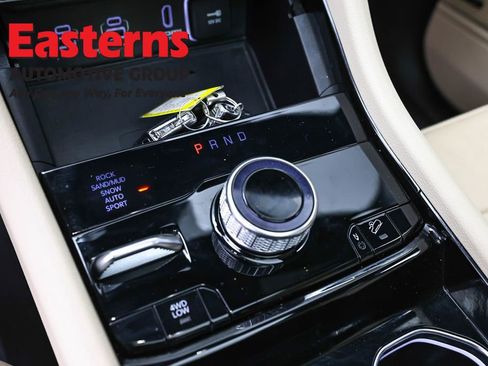 Used 2022 Jeep Grand Cherokee Limited 4xe w/ Luxury Tech Group II AWD/4WD image 13