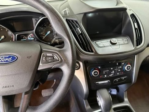 Used 2019 Ford Escape SE AWD/4WD image 17