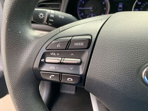 Used 2019 Hyundai Elantra SEL image 27