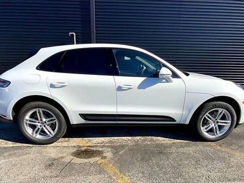 Certified 2026 Porsche Macan image 11