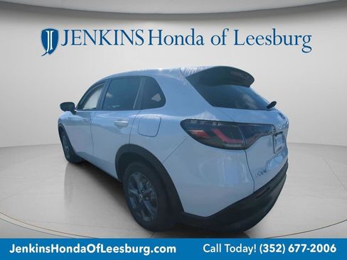 New 2026 Honda HR-V LX image 5