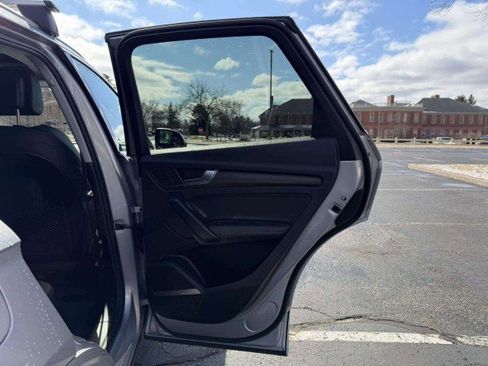 Certified 2025 Audi Q5 2.0T Premium Plus w/ Premium Plus Package image 25