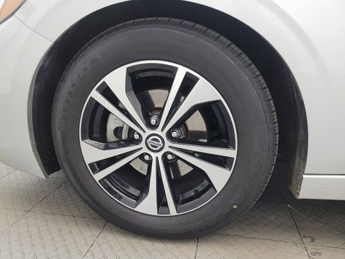 Used 2021 Nissan Sentra SV image 31