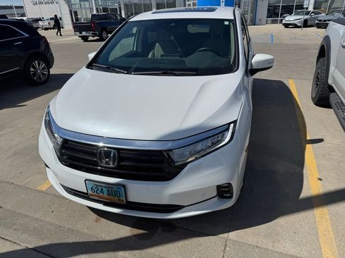 Used 2024 Honda Odyssey Touring image 10