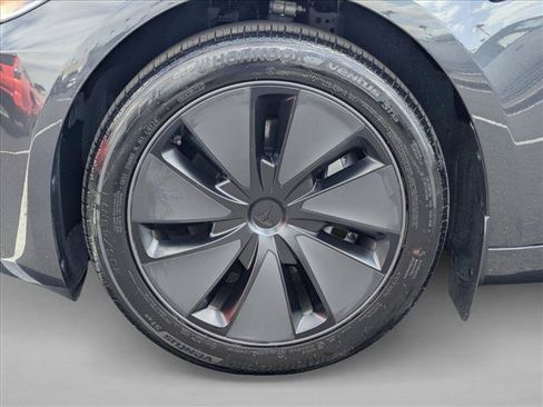 Used 2025 Tesla Model 3 Long Range RWD image 26