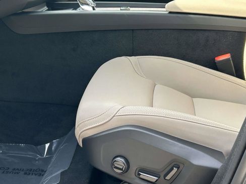 New 2026 Volvo XC60 B5 Plus w/ Protection Package Premier image 19