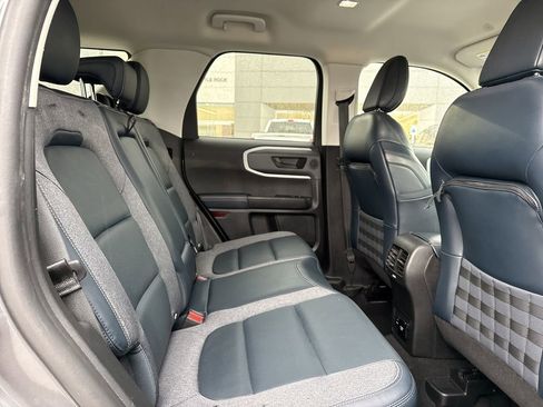 Used 2021 Ford Bronco Sport Outer Banks w/ Outer Banks Package (96D) image 16