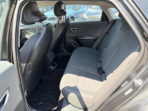 Used 2025 Kia K4 FWD image 16