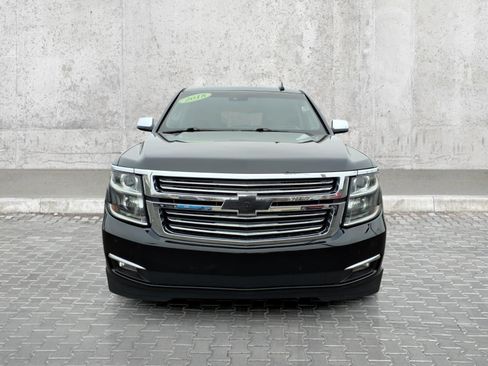 Used 2018 Chevrolet Suburban Premier image 3