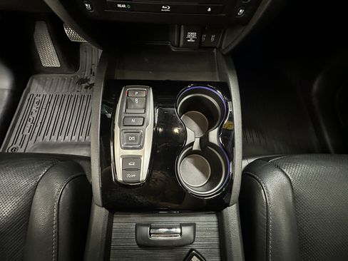 Used 2017 Honda Pilot Elite image 31
