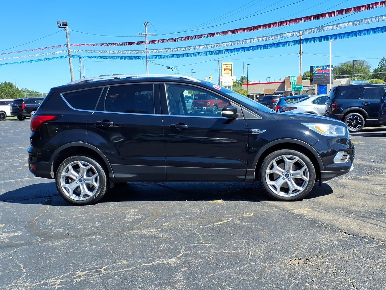 Used 2019 Ford Escape Titanium AWD/4WD image 19