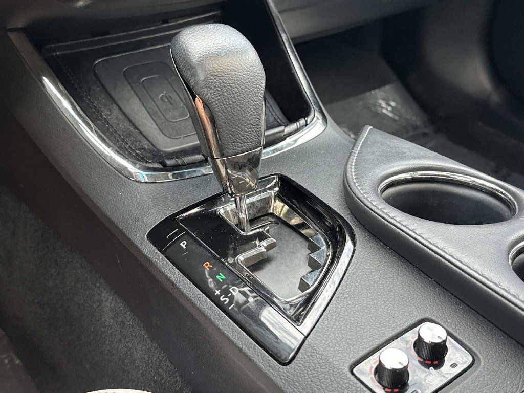 Used 2016 Toyota Avalon XLE Premium FWD image 40