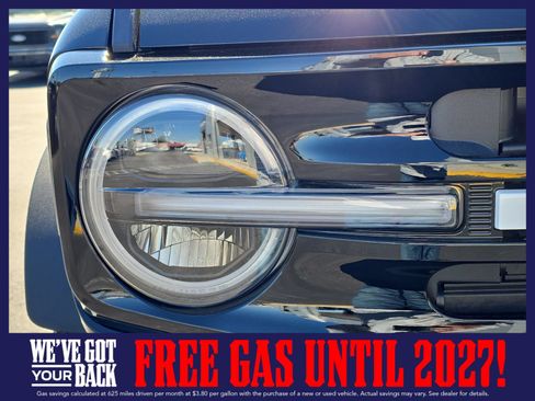 New 2025 Ford Bronco Outer Banks w/ Sasquatch Package AWD/4WD image 8