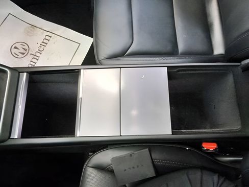 Used 2026 Tesla Model Y Long Range AWD/4WD image 21