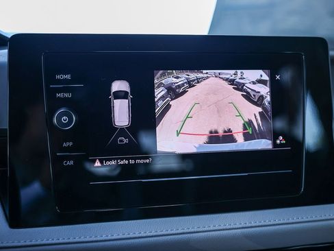 New 2025 Volkswagen Taos S image 34