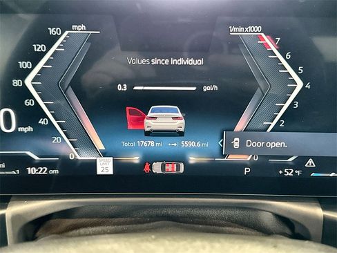 Used 2025 BMW 330i Sedan image 18