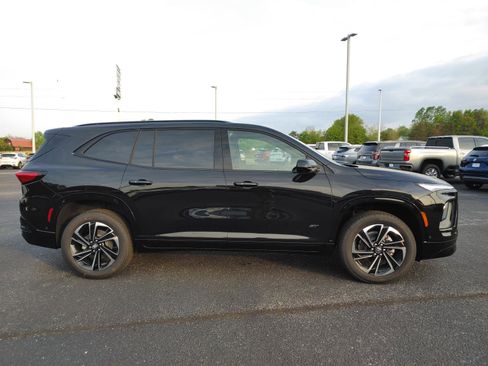 New 2025 Buick Enclave Sport Touring w/ Super Cruise Package image 2