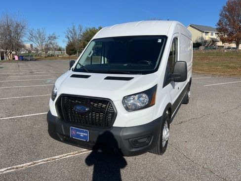 Used 2023 Ford Transit 250 Medium Roof AWD w/ Load Area Protection Package image 4
