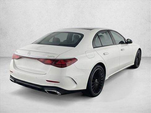 Used 2024 Mercedes-Benz E 450 4MATIC Sedan image 7