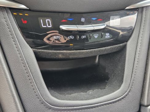 Used 2019 Cadillac XT5 Luxury FWD image 21