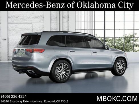 Used 2026 Mercedes-Benz GLS 450 4MATIC image 21