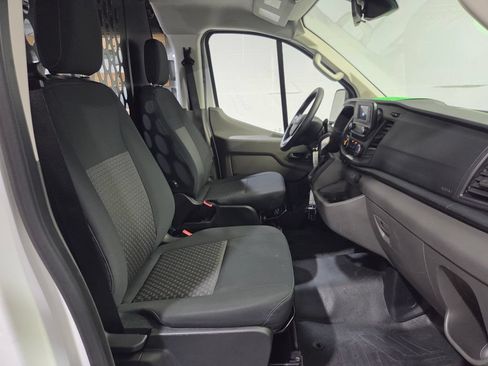 Used 2025 Ford Transit 250 Low Roof w/ Exterior Upgrade Package RWD image 12
