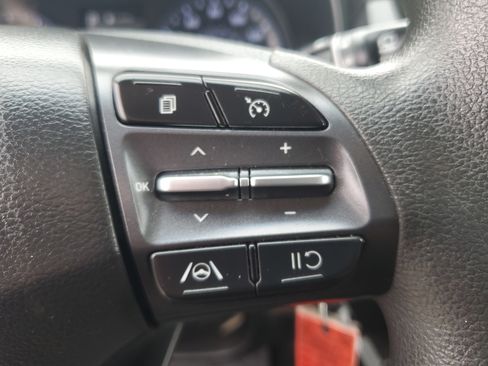 Used 2022 Hyundai Kona SE FWD image 24