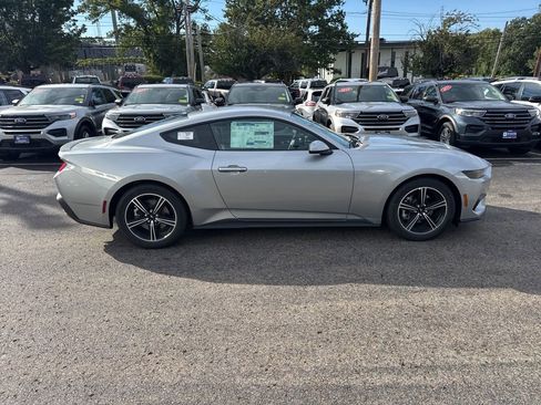 New 2025 Ford Mustang Premium image 4