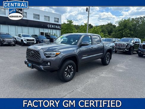 Used 2023 Toyota Tacoma TRD Off-Road AWD/4WD image 1