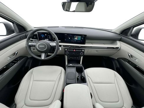 New 2025 Hyundai Tucson Limited image 13