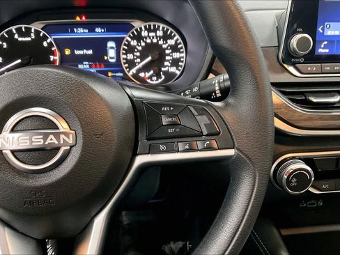 Used 2023 Nissan Altima 2.5 SV AWD/4WD image 24