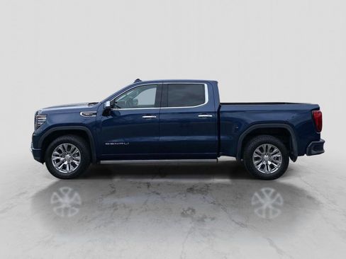 Used 2023 GMC Sierra 1500 Denali w/ Denali Carbonpro Edition image 2