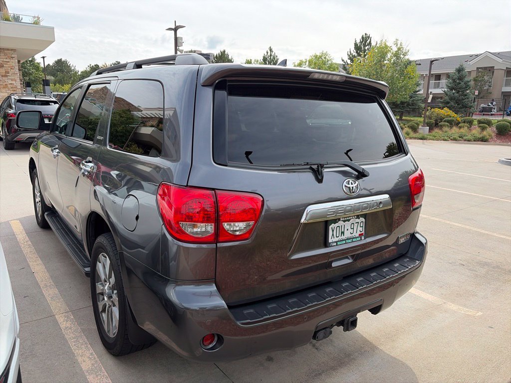 Used 2017 Toyota Sequoia Limited w/ Safety & Convenience Package AWD/4WD image 3