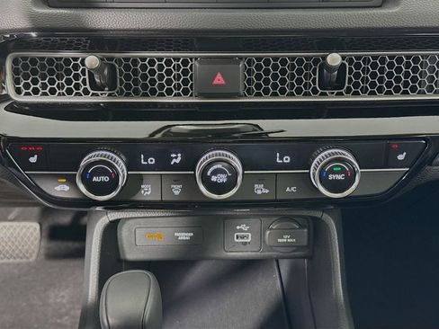 Certified 2024 Honda Civic EX-L image 15