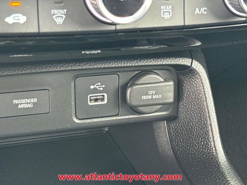 Used 2024 Honda Civic Sport image 29